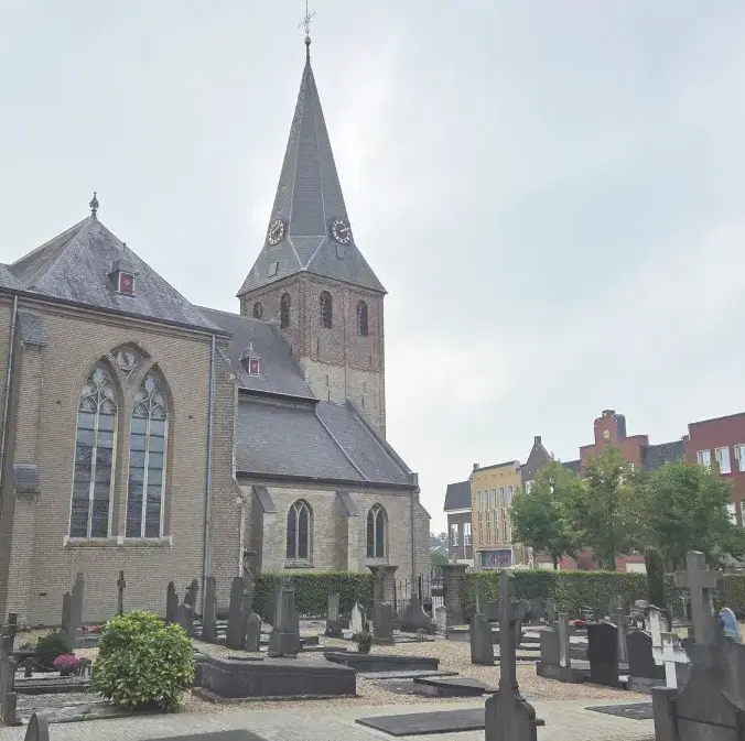 Begraven of cremeren, begrafenis in de Remigiuskerk Duiven